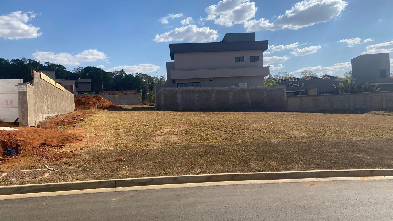 Lote a venda,  542,41m², Jardins França, Goiânia - GO.